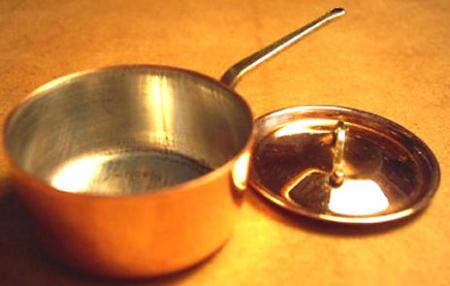 Miniature Saucepan with lid